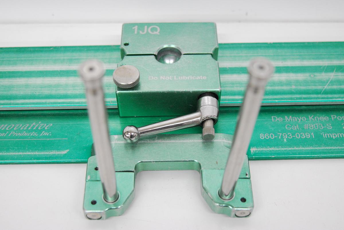 Used Innovative Medical Products (IMP) De MAYO KNEE POSITIONER #803-S 1JQ