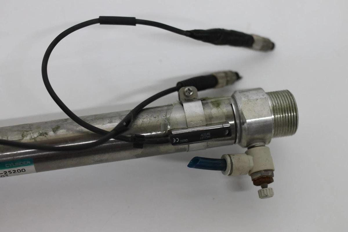 Used CKD CMK2-FA-25200-FL249201 Pneumatic Cylinder Assembly