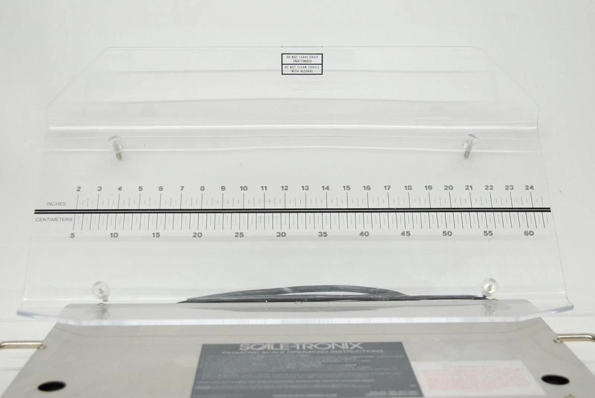 Used Scale-Tronix 4800 4802 Pediatric Scale W/ Acrylic Cradle