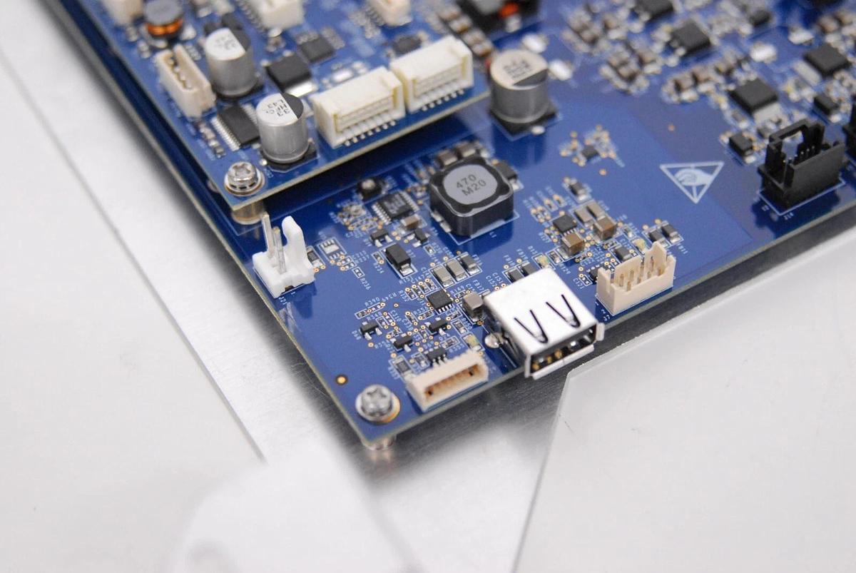 Used Gilson 32000031 3200005 PCB Pipetmax 268 Baseboard