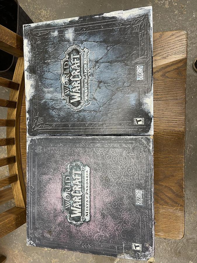 Used 2 World of Warcraft Collector's Edition Pandaria, Lich King (Incomplete)