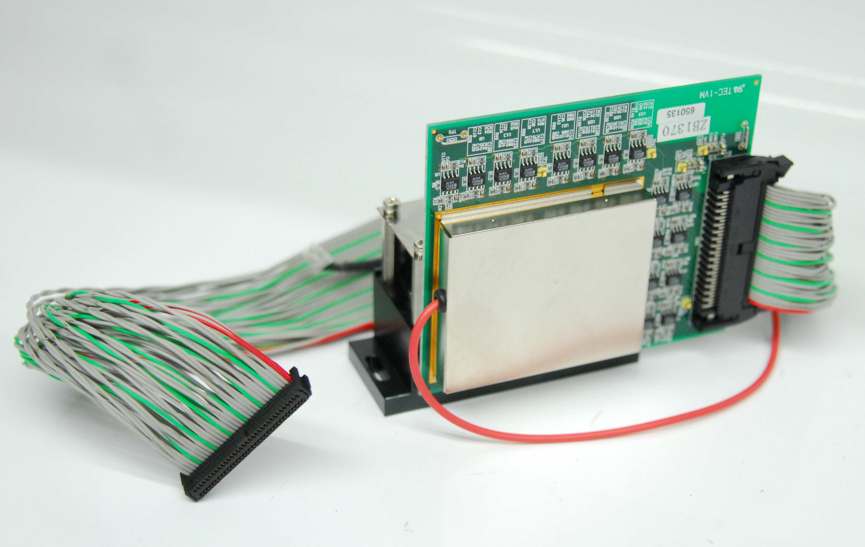 Used Nikon 2S701-600 2S005-264-1 32-Ch PMT Pre-Amp Assy - C1-SHS Spectral Detector