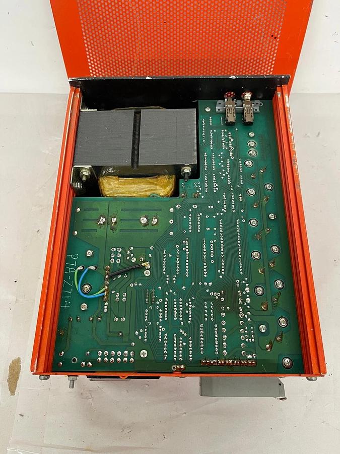 Used Leybold - Heraeus 150/360 TURBOTRONIK NT 85472-1 Turbomolecular Pump Controller