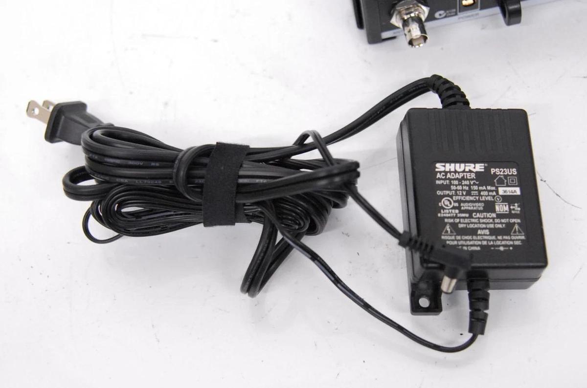 Used Shure SLX4-G4 470-494MHz Wireless Receiver W/ Power Adapter, Antennas, Rack Ears