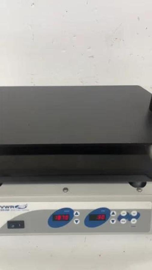 Used VWR Scientific DVX-2500 14005-826 945063 Digital Multi-Tube Vortexer