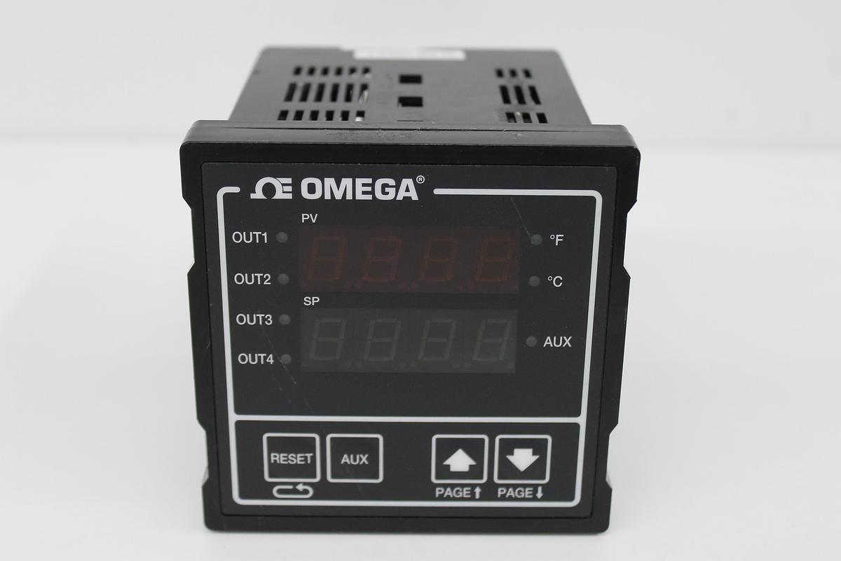 Used OMEGA CN3251-DD-S2 Temperature/Process Controller