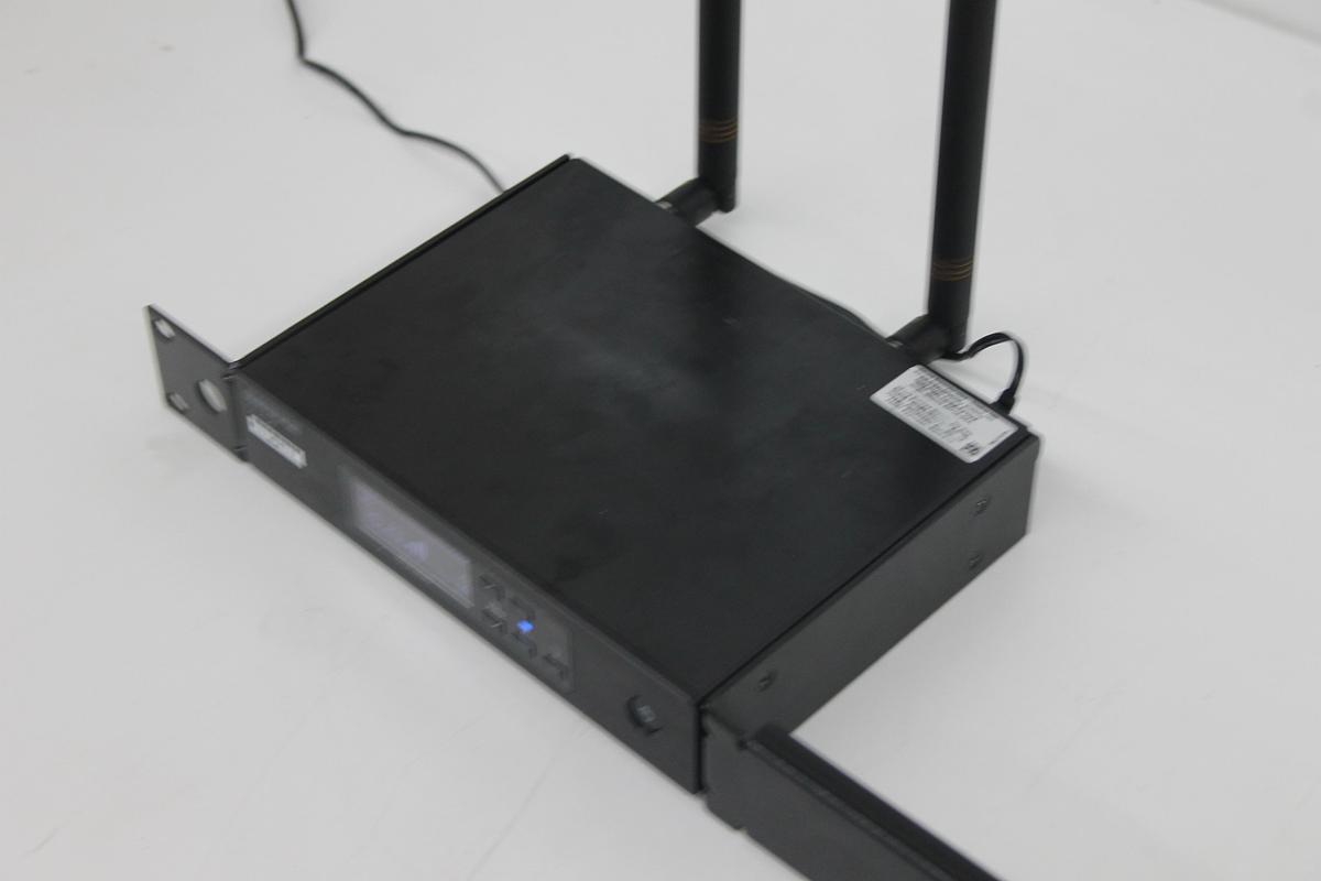 Used Shure QLXD4 Receiver W/ Shure QLXD1 Transmitter Bodypack