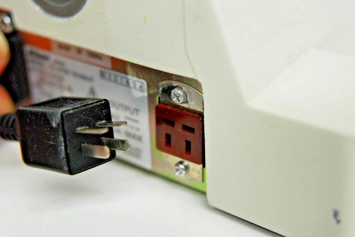 Used Nikon Eclipse TS100-F Inverted Microscope Body