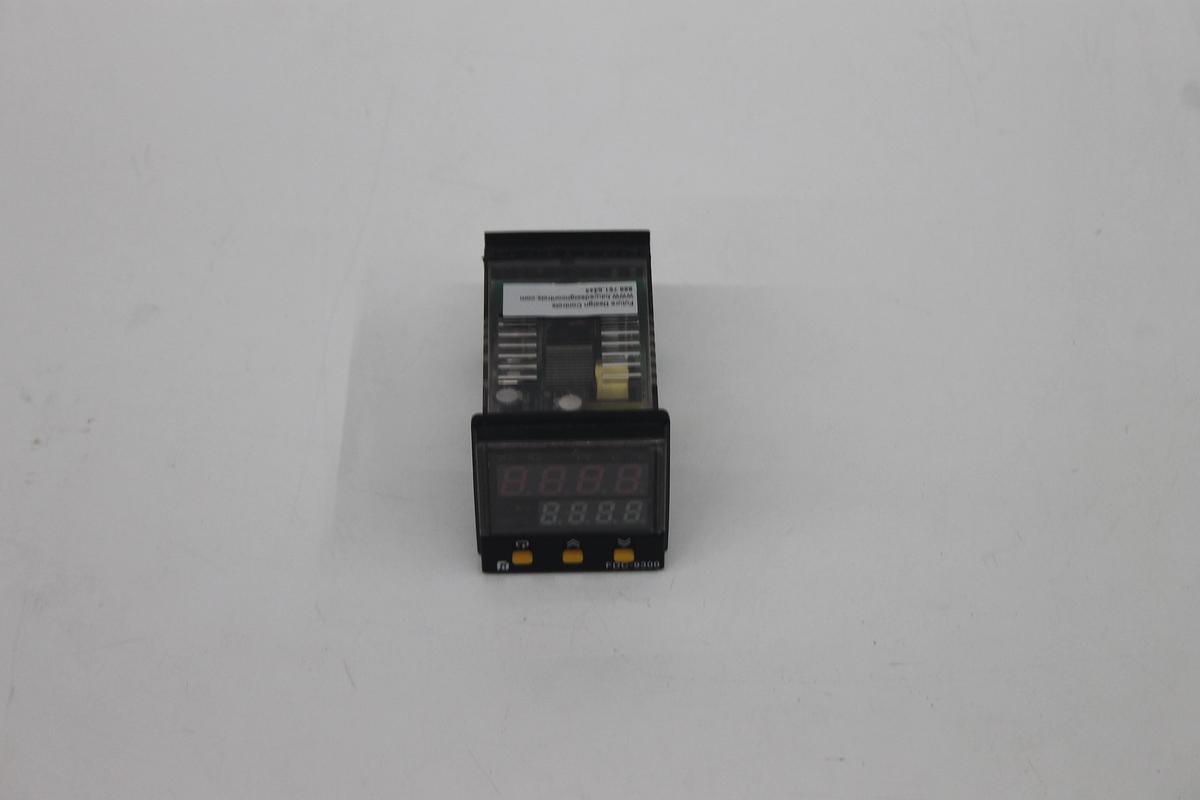 Used Future Design Controls FDC-9300 Temperature Controller