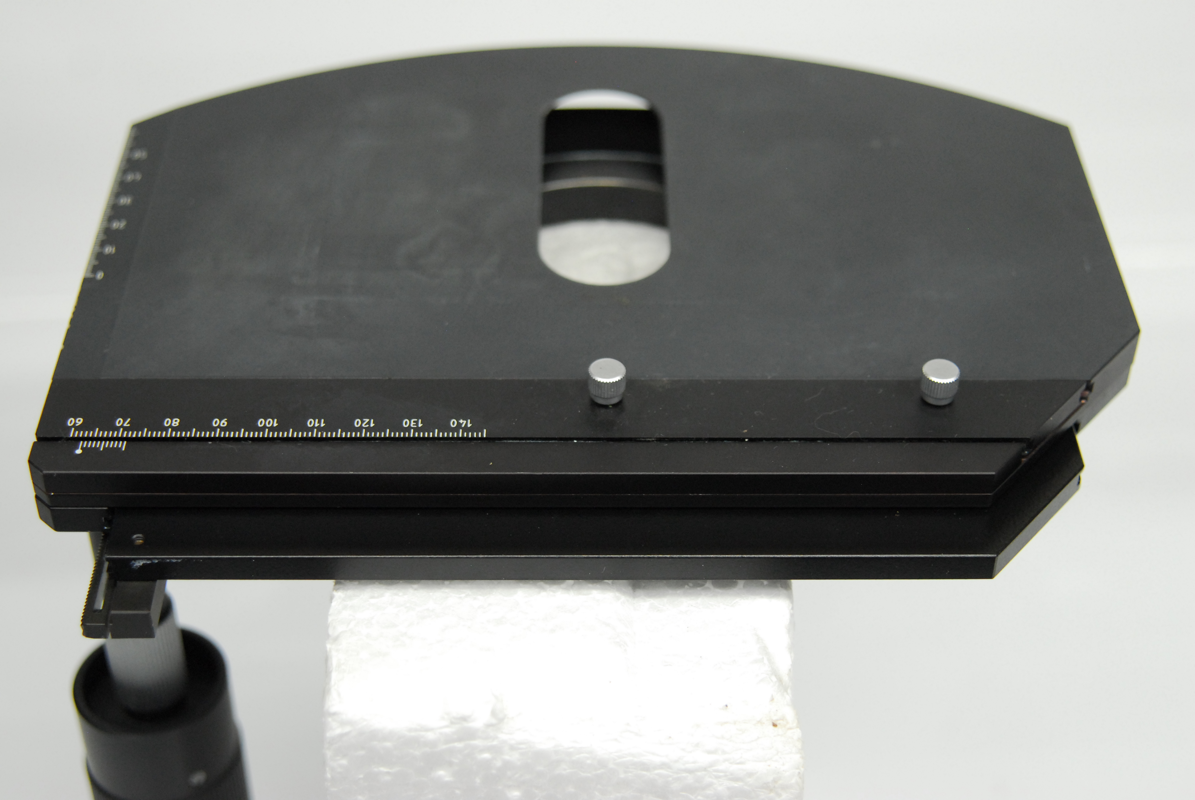 Used Zeiss 1067-325 Right Hand Rotating XY Microscope Stage 75mmx50mm/240°
