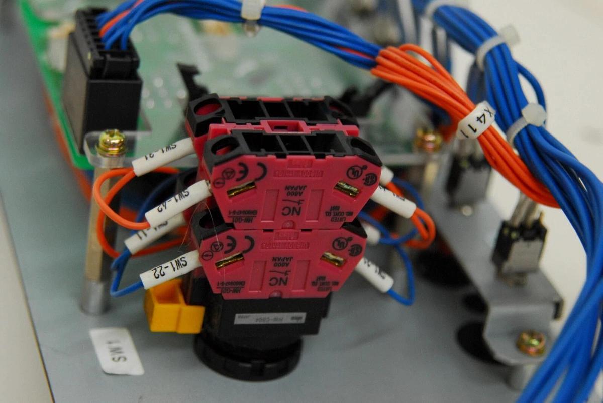 Used Kawasaki  1LS-32 Brake Release (D32F-A001 Robot Control Panel)