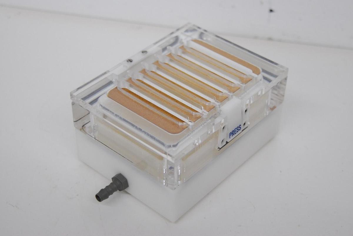 Used QIAGEN QIAvac Manifold-6S Catalog #19503 Vacuum Manifold