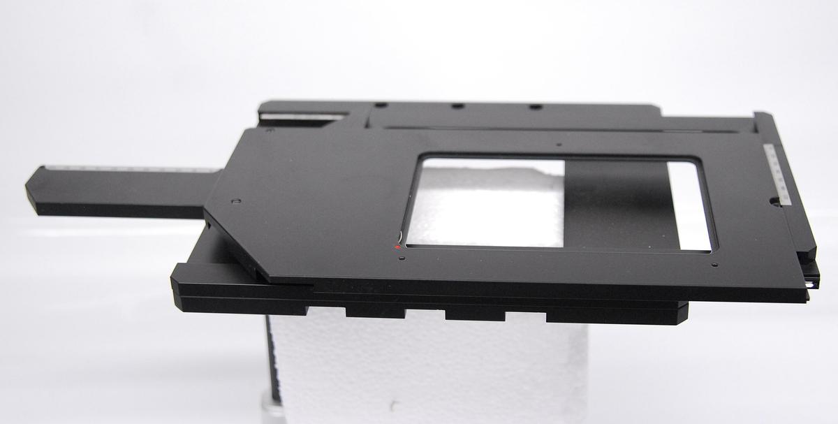Used Zeiss 1005-834 Mechanical Stage R/L 130x85 W/ Mounting Screws - Axiovert 200M