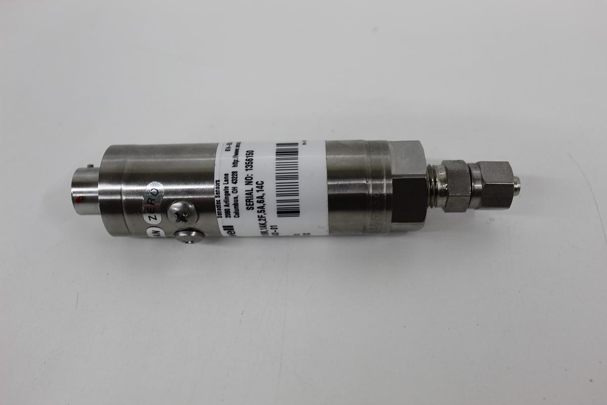 Used Honeywell FPA FPA1BM Pressure Transducer 30 PSI 0-10V 060-G463-01
