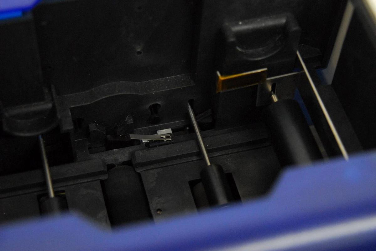 Used Tempo Magicard ID Card Printer M9006-907 - Read Description