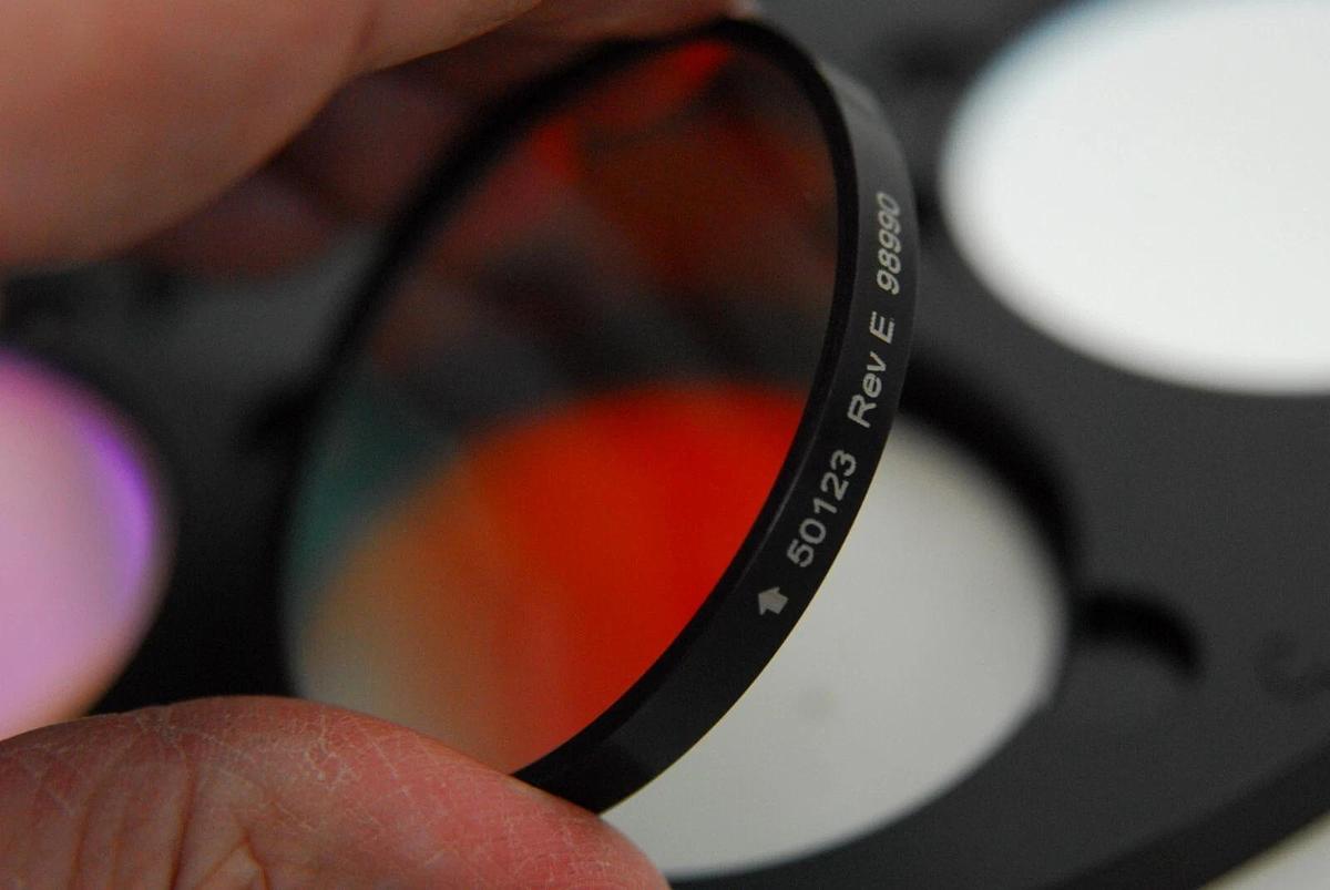 Used Caliper Life Science Ivis Lumina II - 6-Position Filter Wheel 055-01 W/ Filters