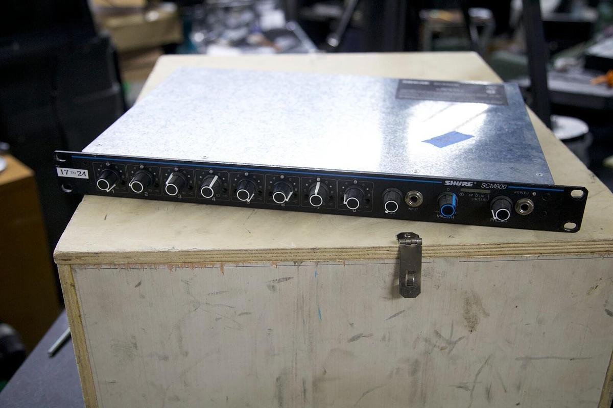 Used Shure SCM800 8-Channel Microphone Mixer