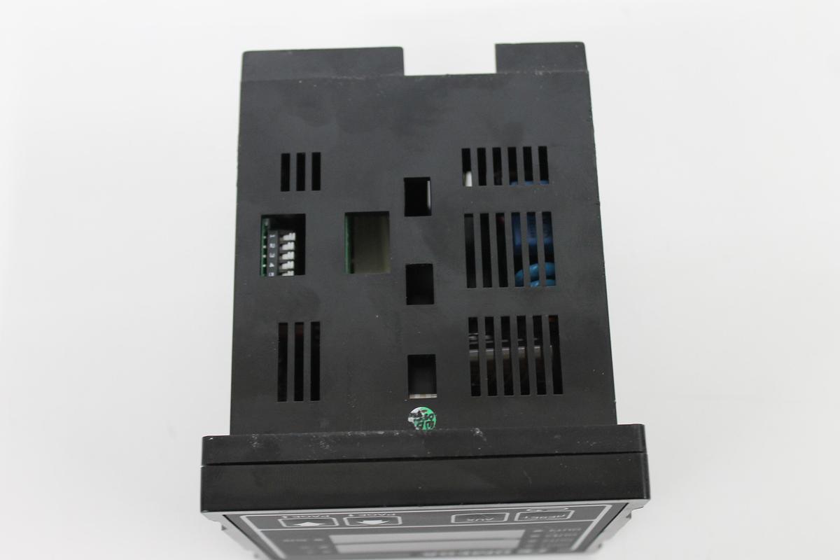 Used OMEGA CN3251-DD-S2 Temperature/Process Controller