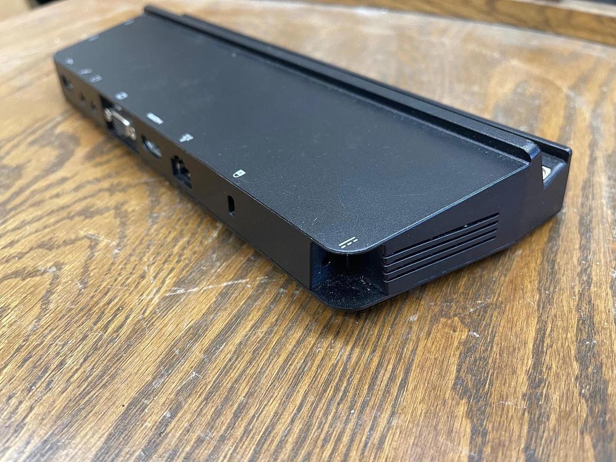 Used Fujitsu CP701208 Stylistic Port Replicator