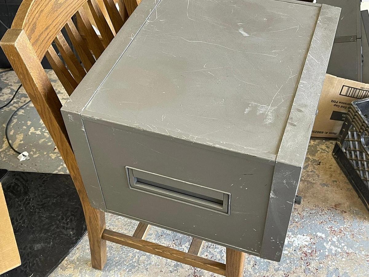 Used Amplifier Research 100LM9 Serial No.0017