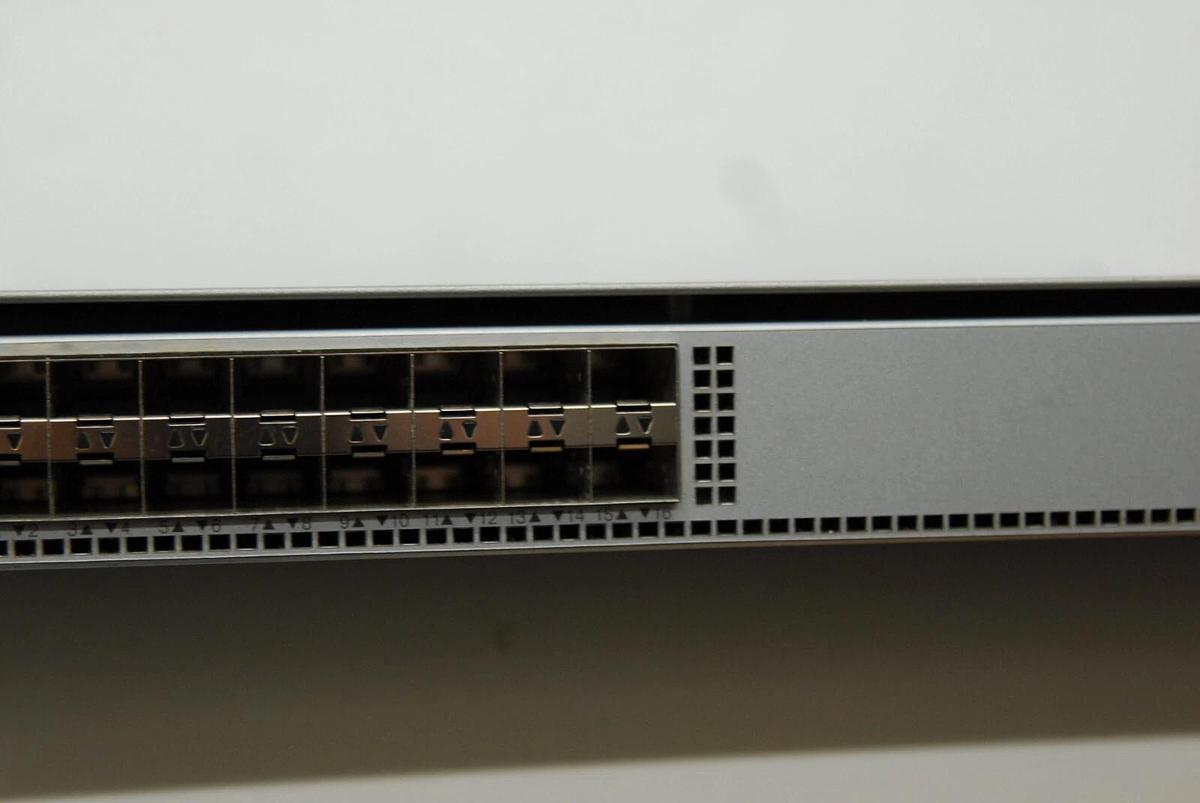 Used Cisco Catalyst 4500-X Series Switch (WS-C4500X-F-16SFP+) W/ Port Uplink Module