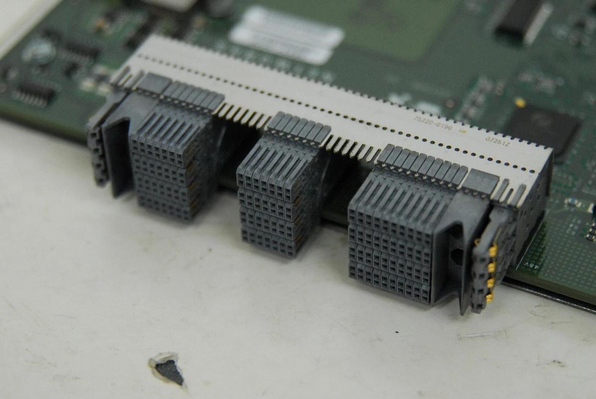 Used Foundry Networks SX-FI42XG FastIron SuperX 2-port XFP 10-Gigabit Ethernet module