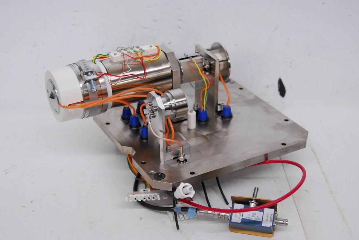 Used Applied Biosystems 1016620 Source (4800 MALDI TOF/TOF)