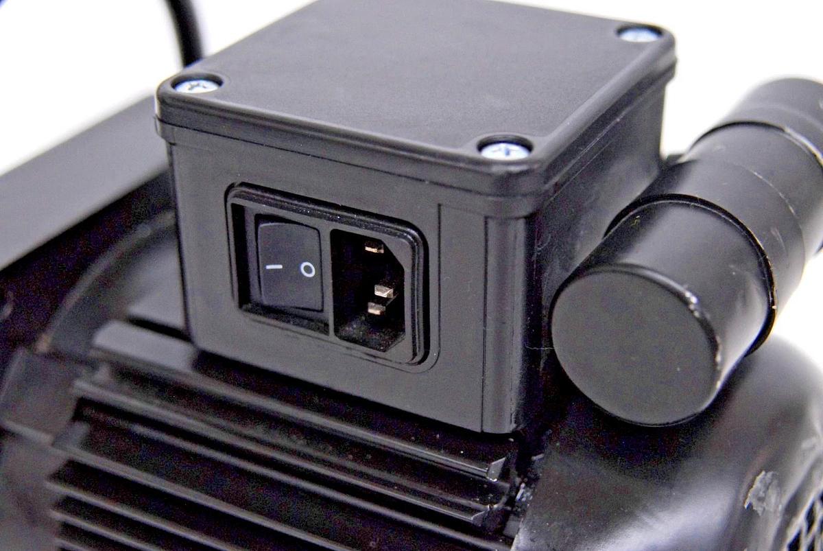 Used Hanning E7B2B-7-583 1-phase AC Motor 200-240VAC 2760/3155RPM (Pfiffer DUO 3)