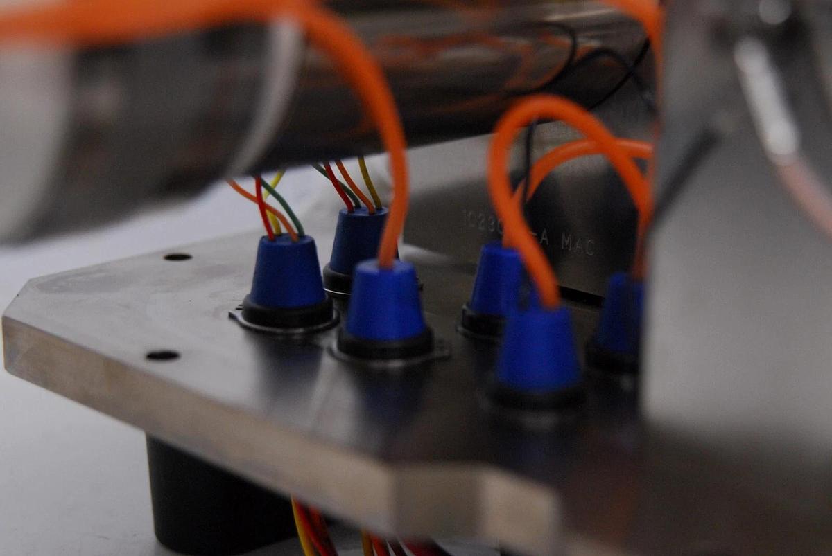 Used Applied Biosystems 1016620 Source (4800 MALDI TOF/TOF)