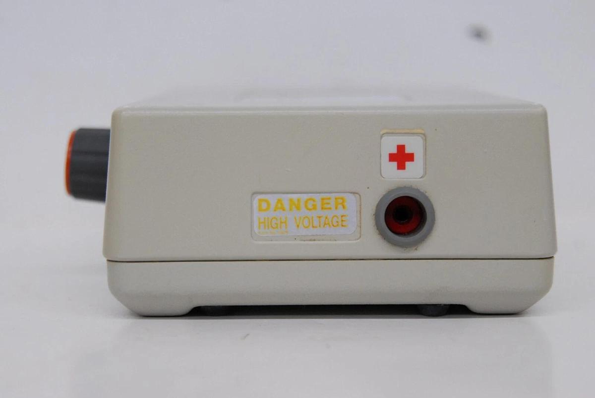 Used Gibco/BRL/Life Tech. Model 200 Electrophoresis Power Supply Series 1061 - TESTED