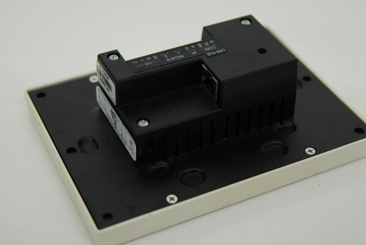 Used Crestron MPC-M5-W Media Presentation Controller M5