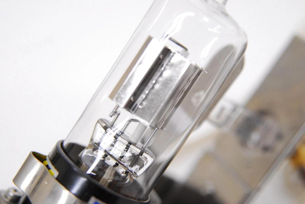 Used Shimadzu UV-160 Spectrometer - Lamp Assembly W/ Deuterium, Halogen Lamps