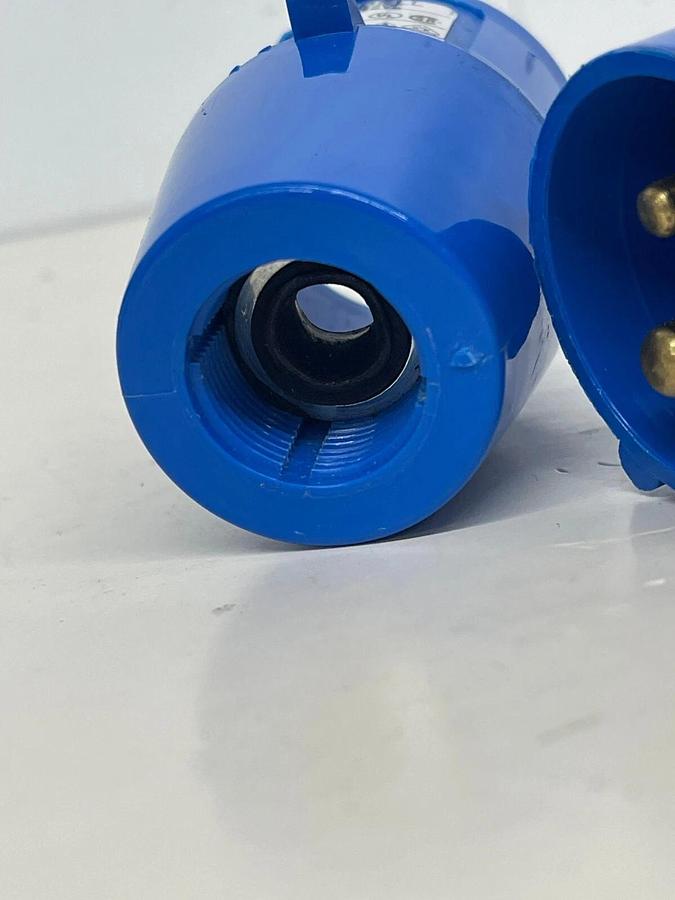 Used Hubbell C320P6SVL C-Iec Heavy Duty Plug (2 Pole, 3 Wire, 20 amp, 250V)