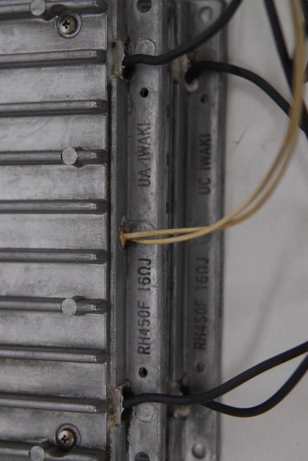 Used UC Iwaki RH450F 16ΩJ, 16ohmJ Resistor (Kawasaki ZZX130L,D32F-A001)