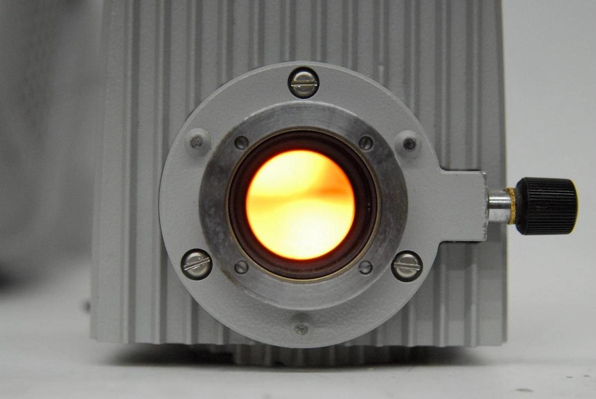 Used Zeiss 39 25 33 Microscope Power Supply  W/ 46 72 59, 46 80 19 Lamp Housing