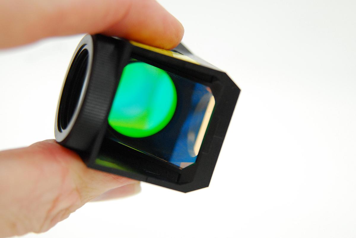 Used Nikon 96311 B-2E/C C86597 Microscope Fluorescence Filter Cube (TE2000-E)