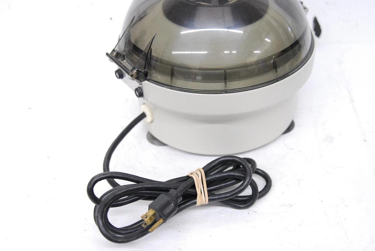 Used Clay Adams 420225 Compact II Centrifuge (Roche 0231) W/ 6-Place Rotor 3200 RPM