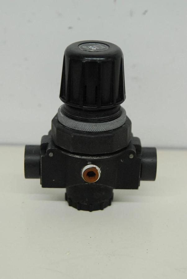 Used Watts QIX R15-00 M1 Regulator