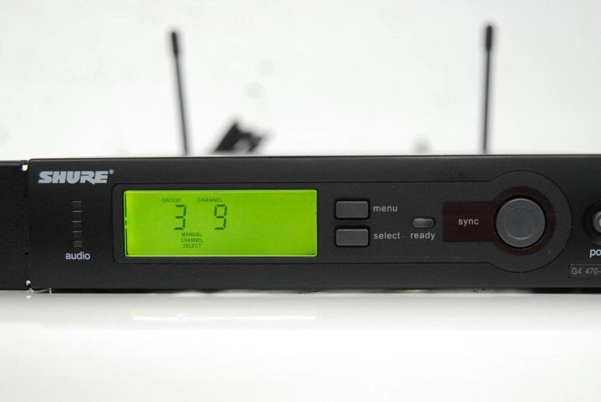 Used Shure SLX4-G4 470-494MHz Wireless Receiver W/ Power Adapter, Antennas, Rack Ears
