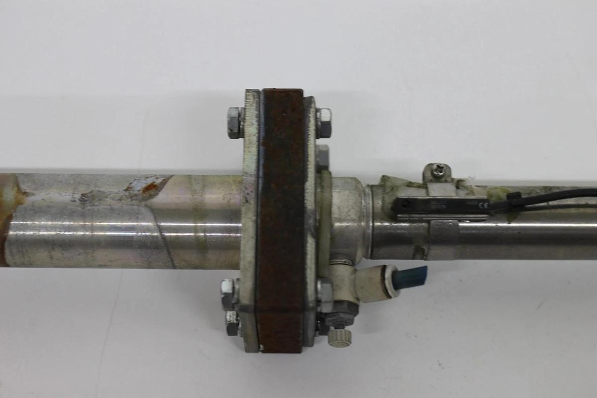 Used CKD CMK2-FA-25200-FL249201 Pneumatic Cylinder Assembly