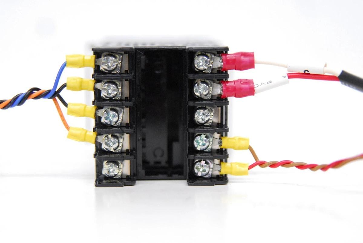 Used Omron E5CN-Q2HBTD E5CN Temperature Controller