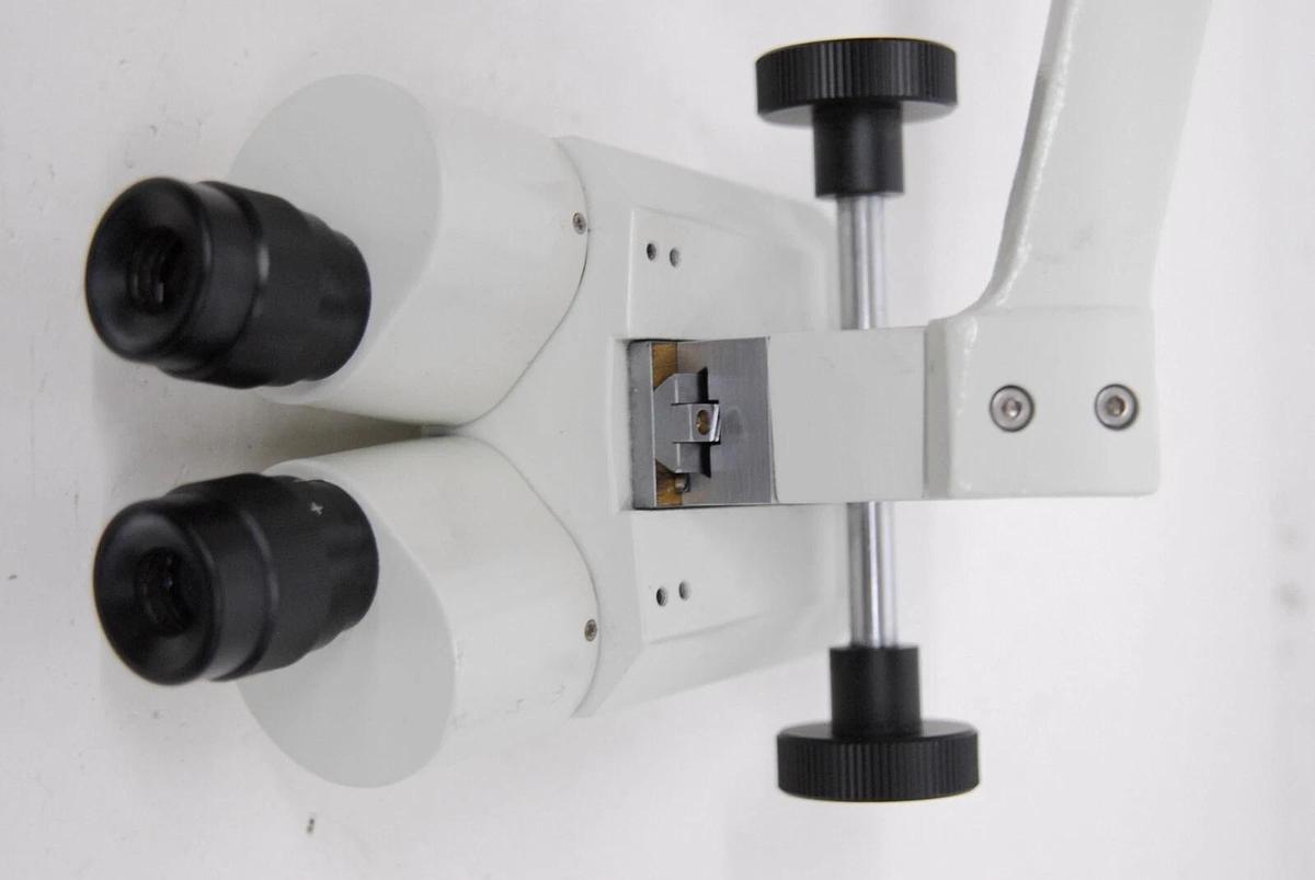Used JEOL JEM 1230 TEM Electron Microscope Binocular Viewing Head