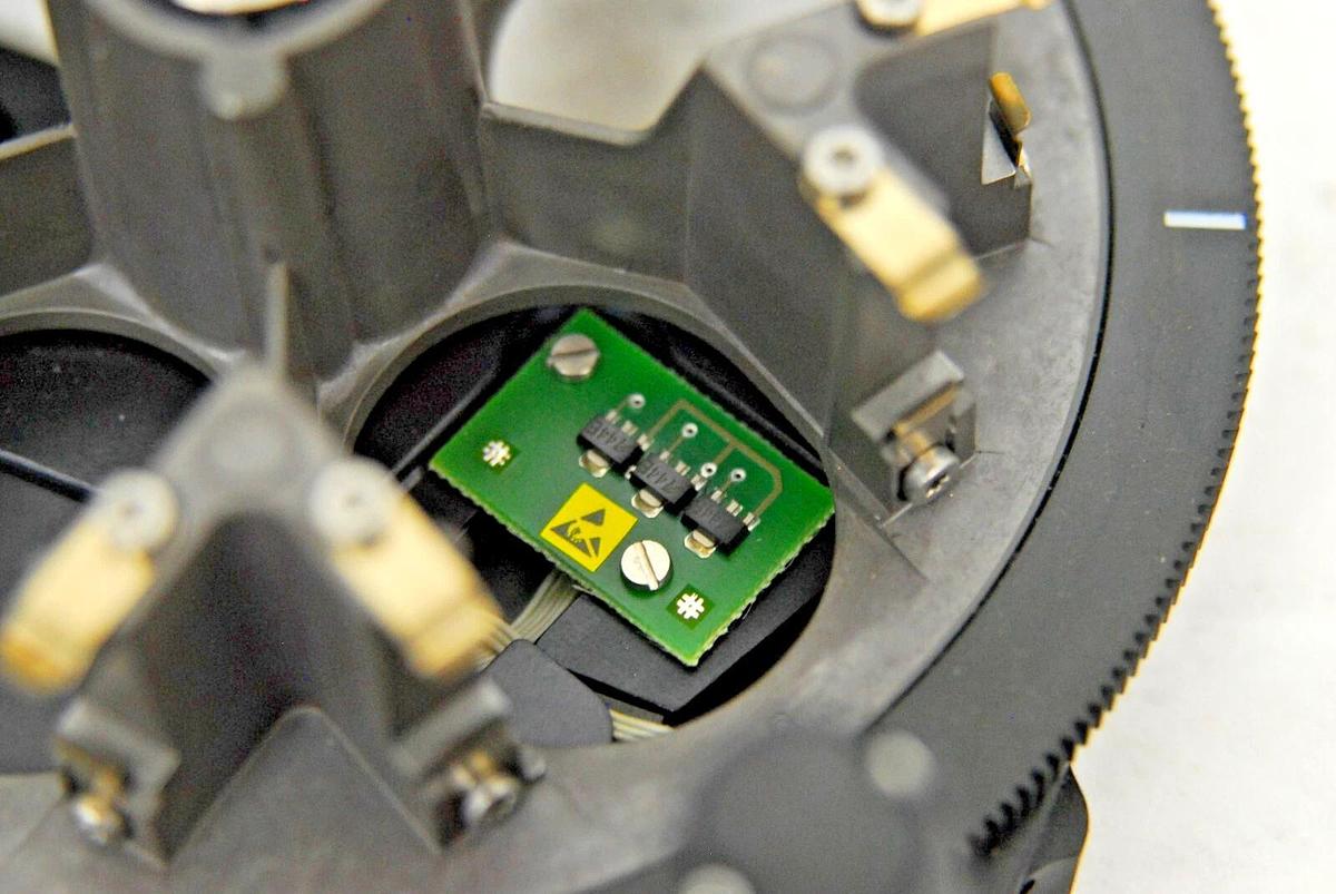 Used Zeiss 1064-365 5-Position Motorized Reflector Filter Turret - Axiovert 200M