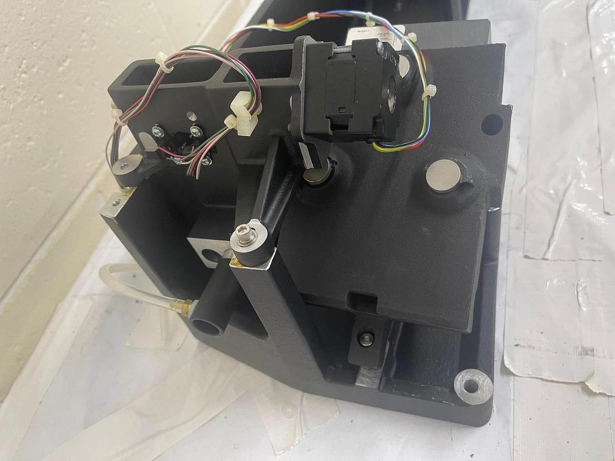 Used Perkin Elmer N069-1004, N069-1064-B, N069-1115-D, N069-0183 Module Assembly