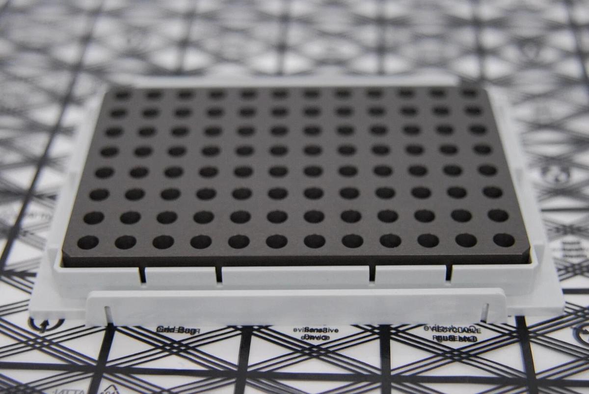 Used Eppendorf 960002083 Thermorack Thermoblock PCR 96 for PCR epMotion 5075