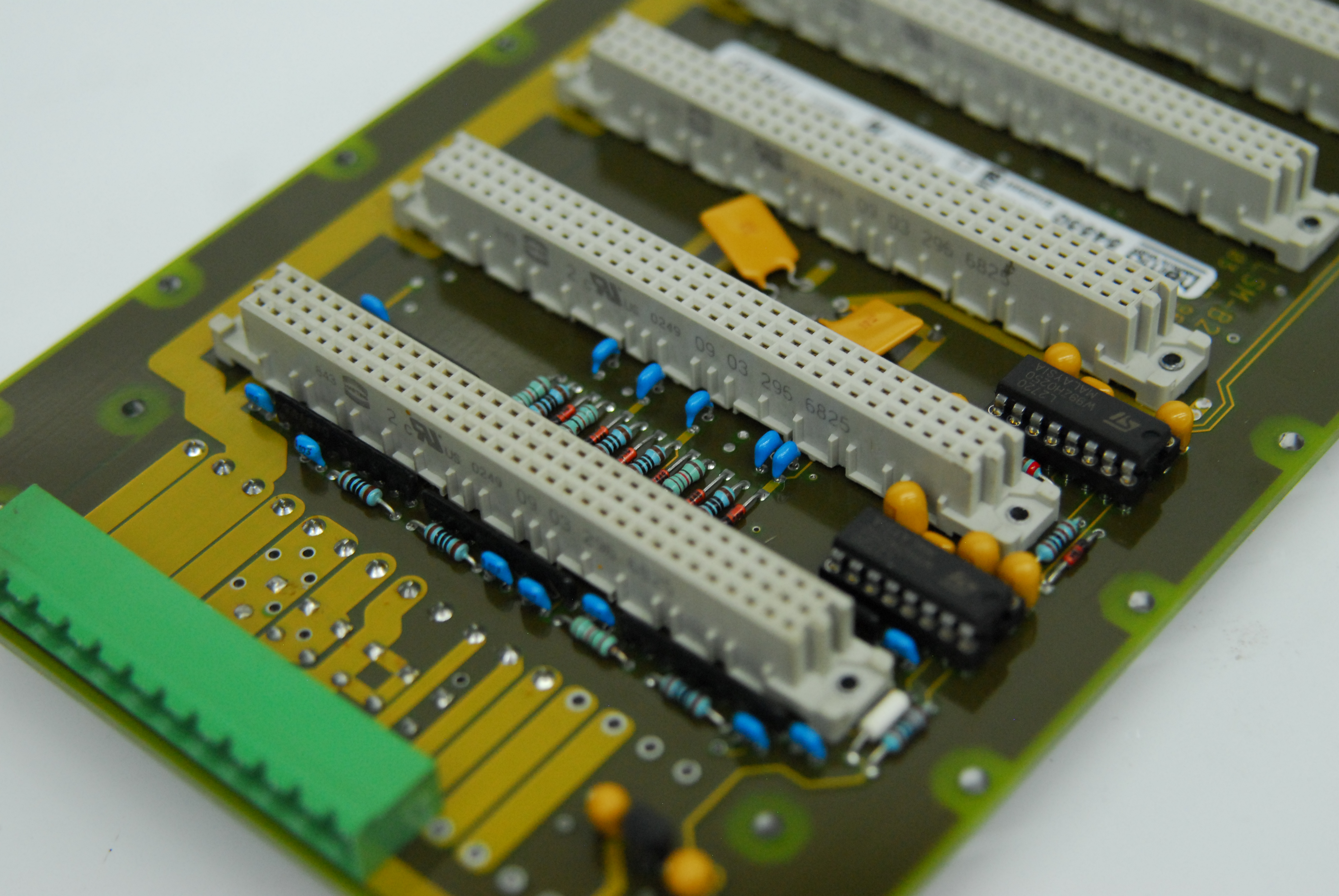 Used Zeiss Hema LSM-B2A Backplane Interface Board - ECU-LMS/META