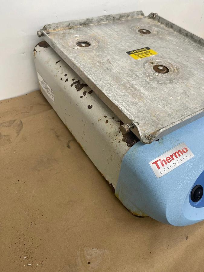 Used Thermo Scientific Orbital Shaker MaxQ 2000 SHKA2000 - For Parts