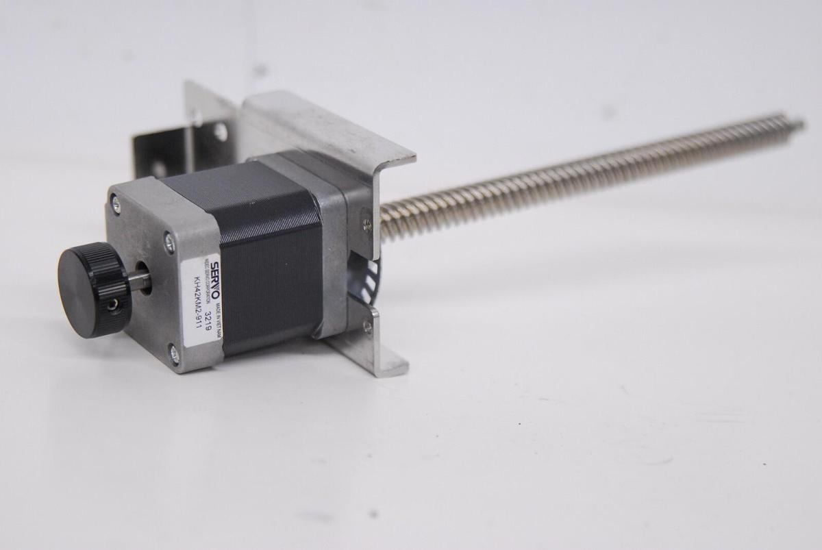 Used Nidec Servo KH42KM2-911 2-Phase Hybrid Double Shaft Stepping Motor