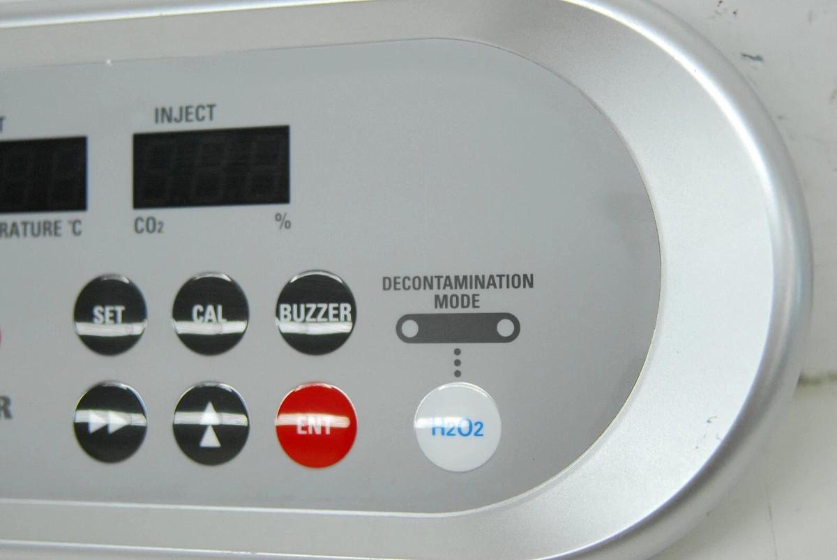 Used 7FB-4-B101-067-00-3 CO-5AC(IS) Control Panel - Sanyo CO2 Incubator