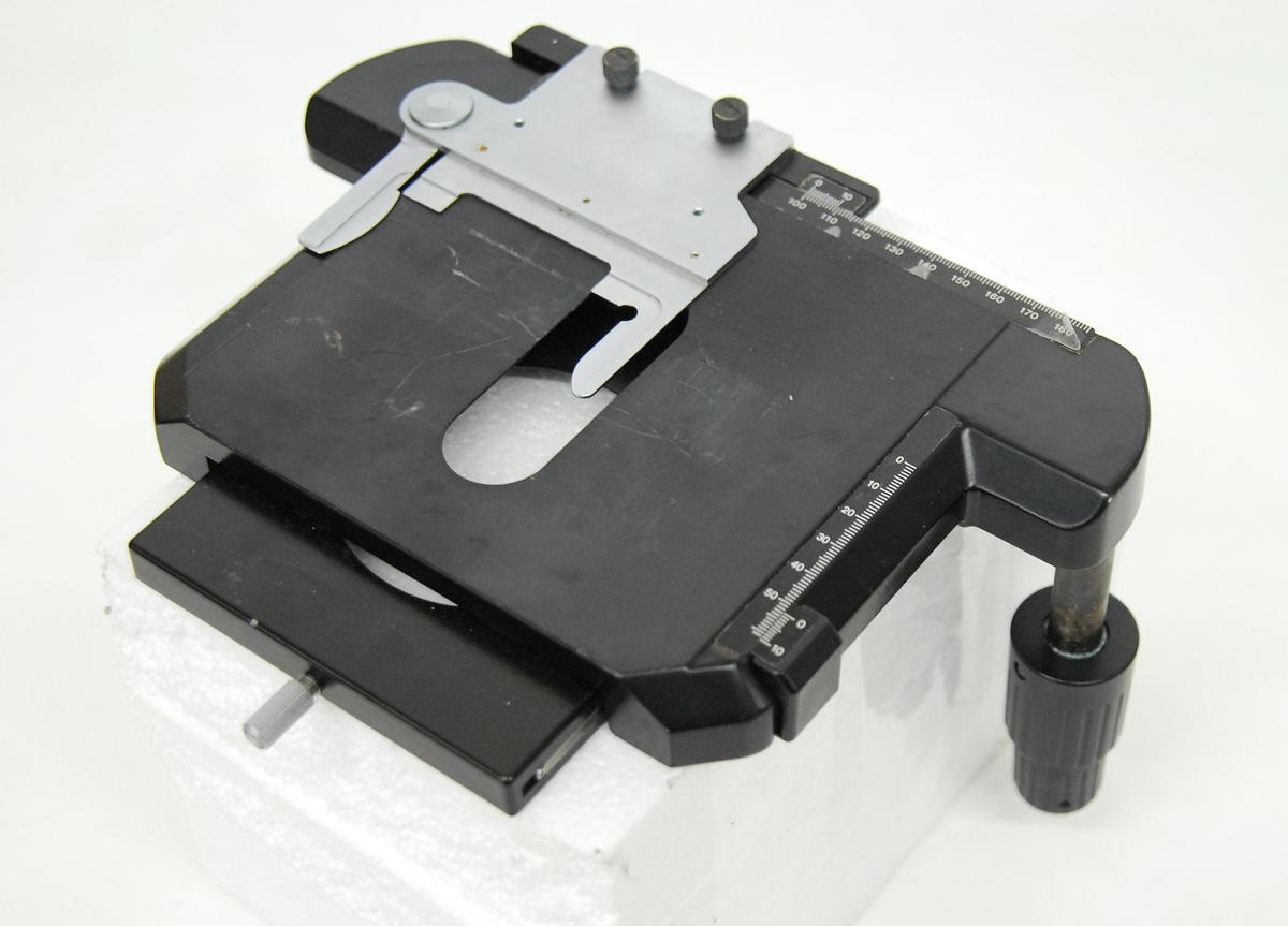 Used Olympus U-SVRB-4, U-HLS-4